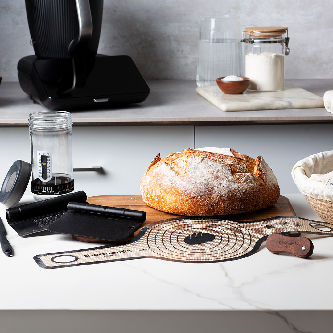 Pachet Thermomix TM7 + Kit pentru pâine