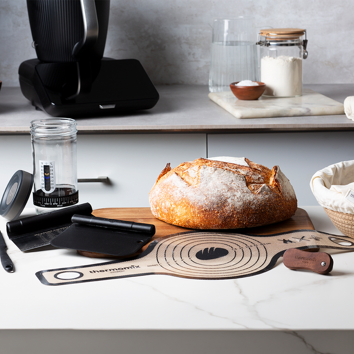 Pachet Thermomix TM7 + Kit pentru pâine