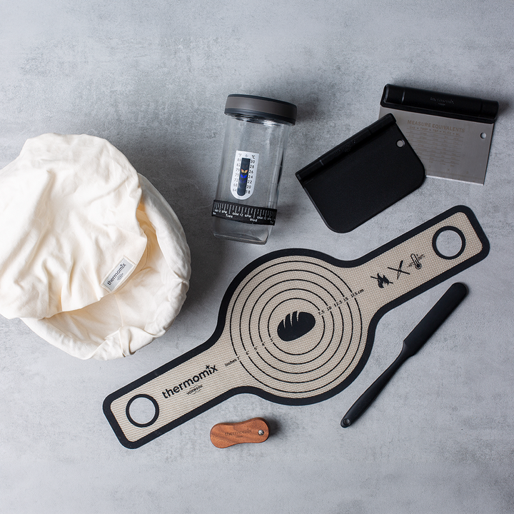Pachet Thermomix TM7 + Kit pentru pâine